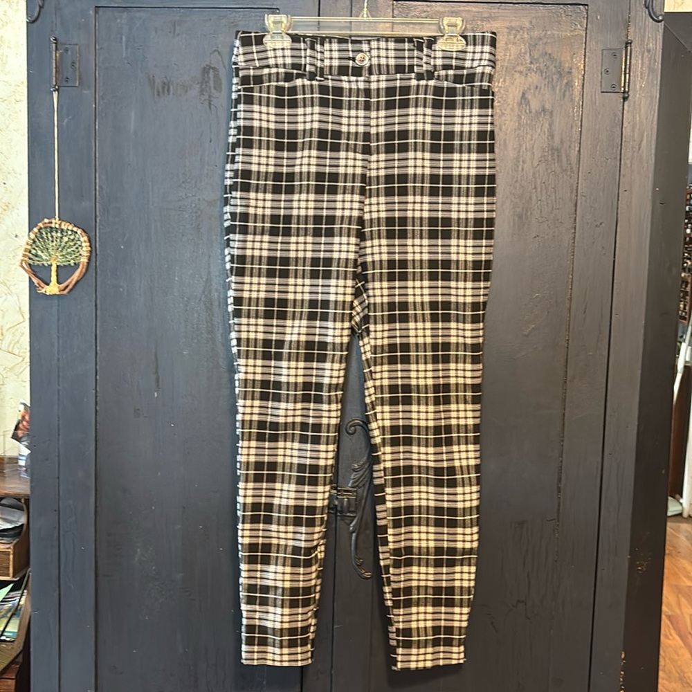 Maurices Plaid Black and White Pants